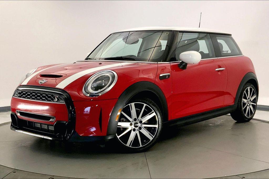 used 2023 MINI Hardtop car, priced at $18,648