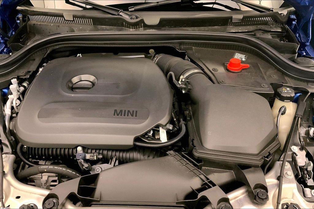 new 2025 MINI Hardtop car, priced at $33,410