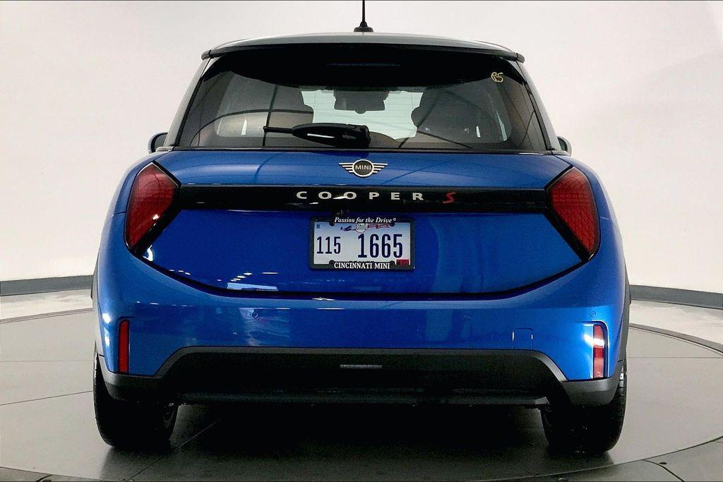 new 2025 MINI Hardtop car, priced at $33,410