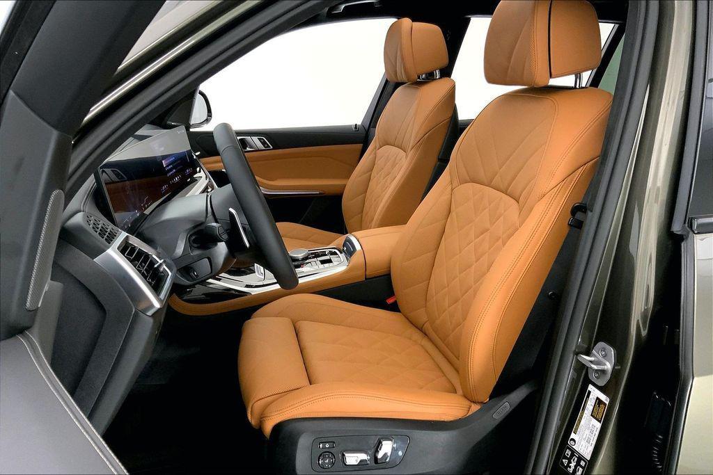 used 2026 BMW X7 car, priced at $89,633