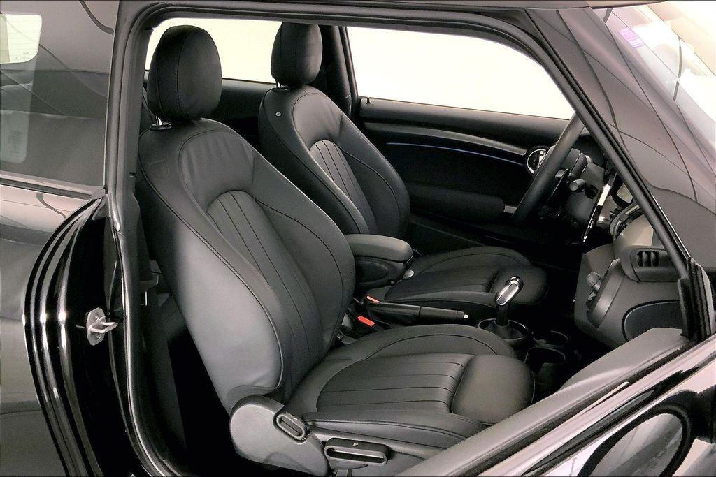 used 2024 MINI Hardtop car, priced at $30,498