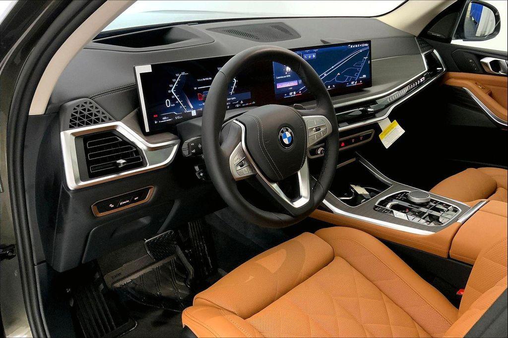 new 2026 BMW X7 car, priced at $91,705