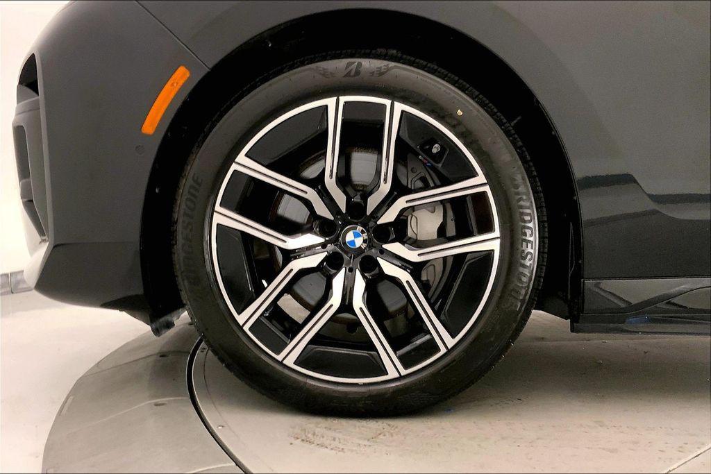 used 2023 BMW i7 car, priced at $73,390