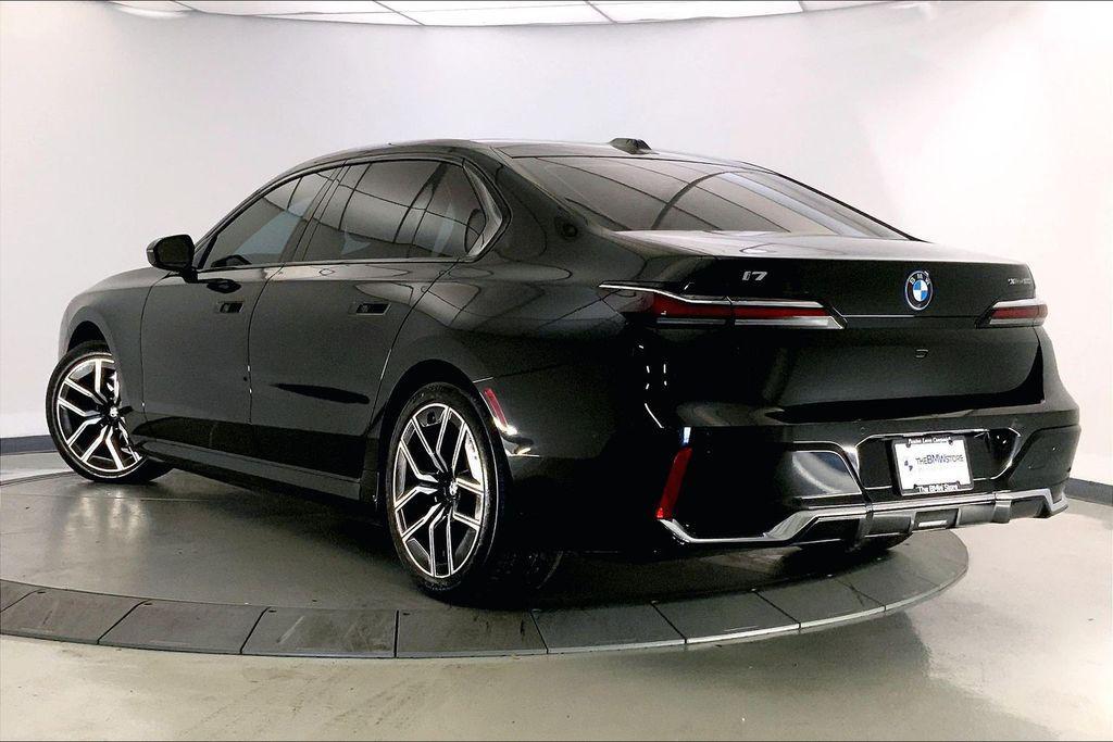 used 2023 BMW i7 car, priced at $73,390