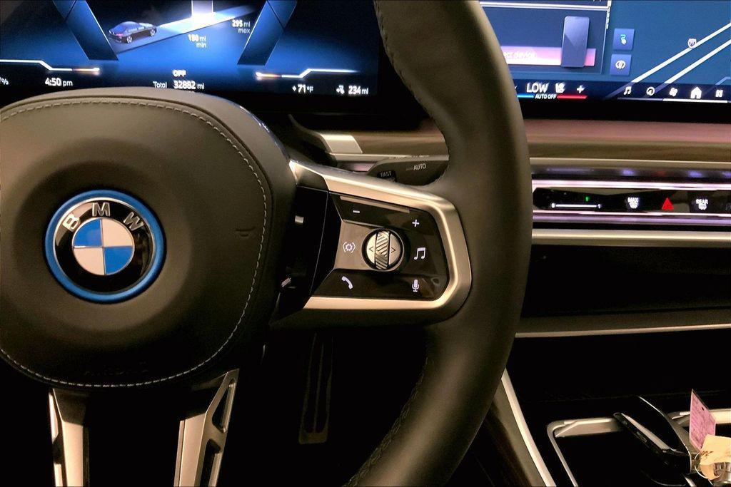 used 2023 BMW i7 car, priced at $73,390