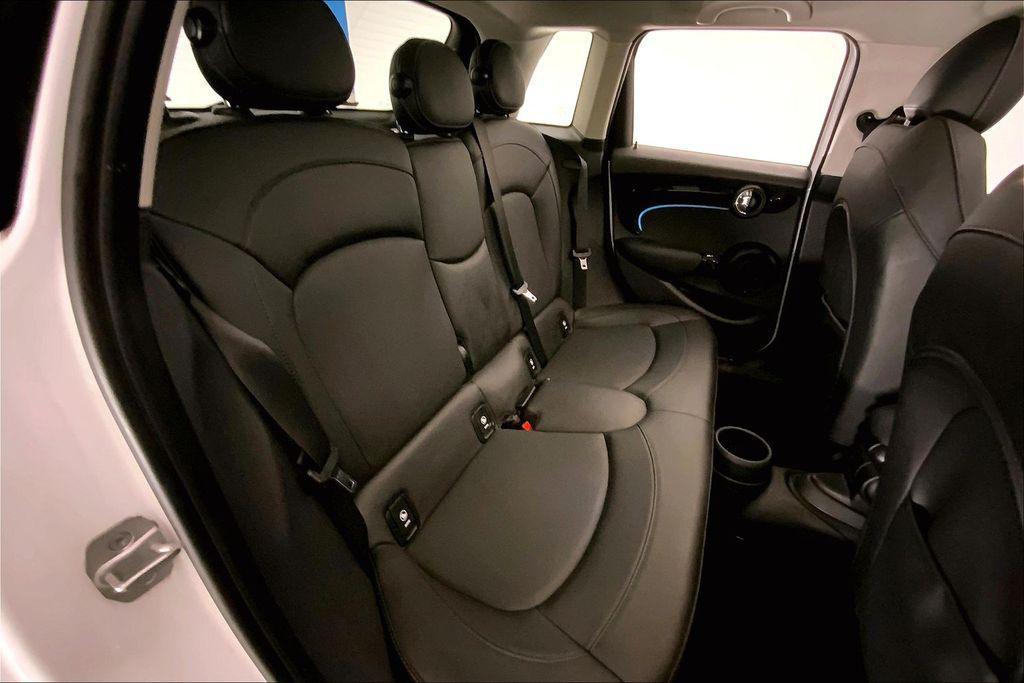 used 2024 MINI Hardtop car, priced at $30,398