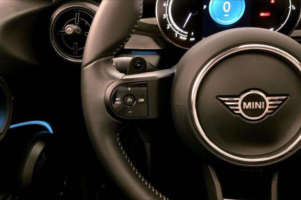 used 2024 MINI Hardtop car, priced at $30,398