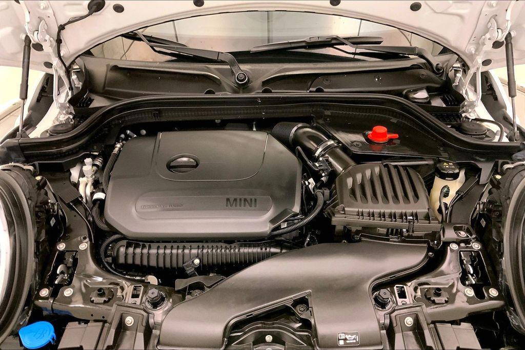 used 2024 MINI Hardtop car, priced at $30,398