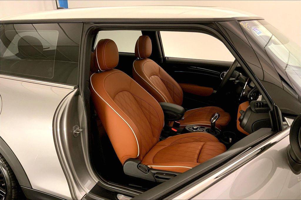 used 2023 MINI Hardtop car, priced at $27,293