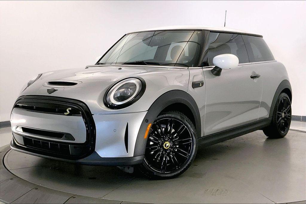 used 2023 MINI Hardtop car, priced at $27,293
