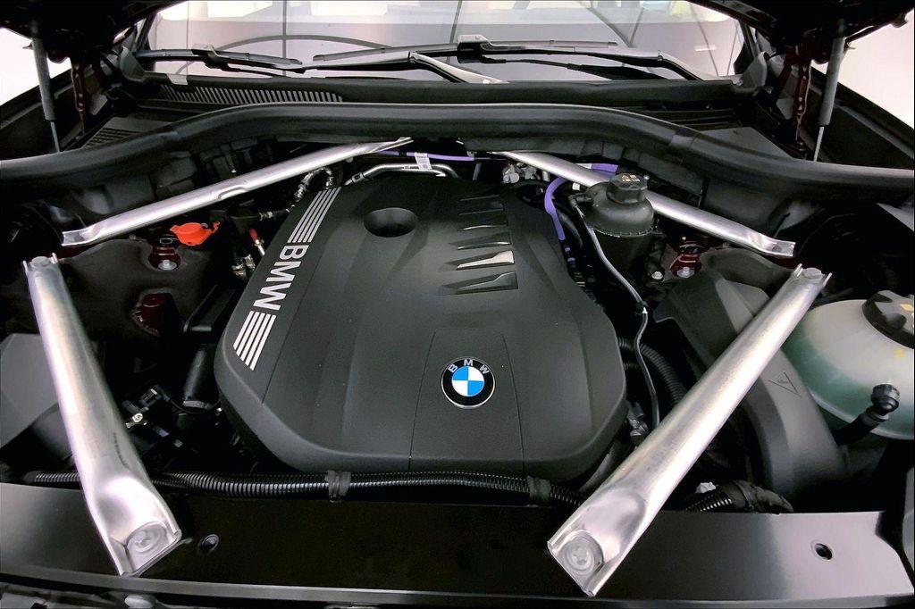 new 2026 BMW X7 car, priced at $93,075