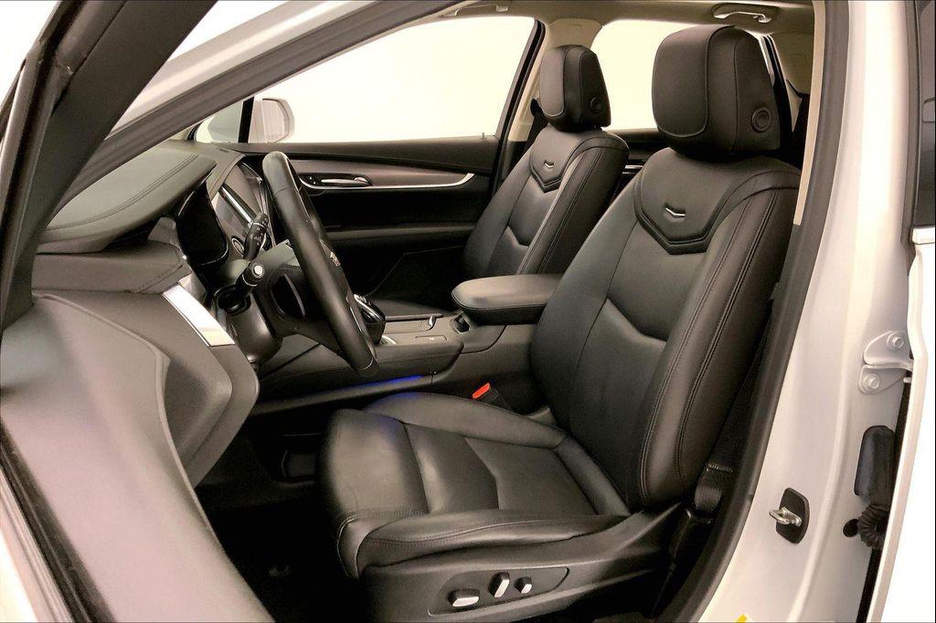 used 2018 Cadillac XT5 car