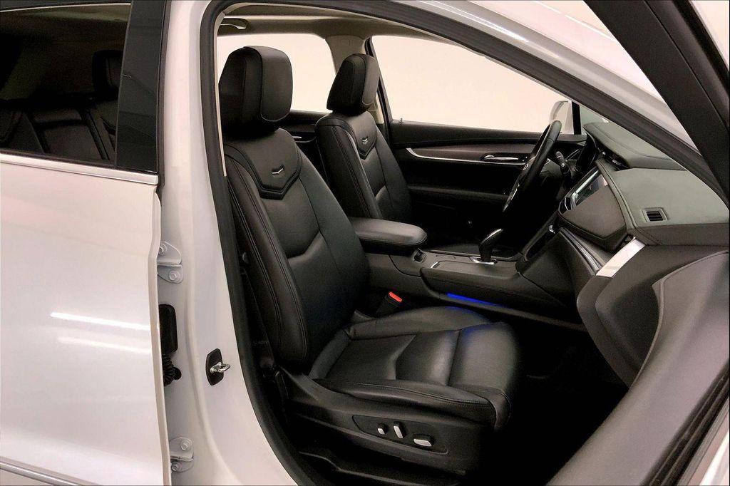 used 2018 Cadillac XT5 car