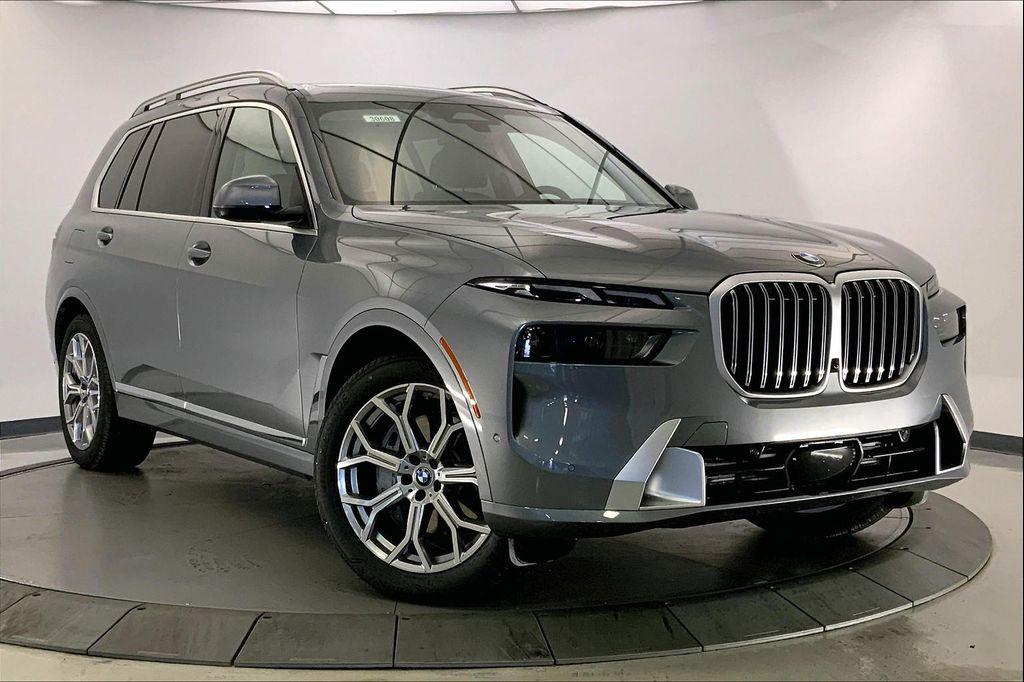 new 2026 BMW X7 car, priced at $91,885