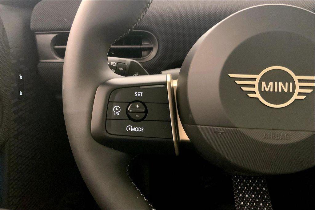 used 2025 MINI Hardtop car