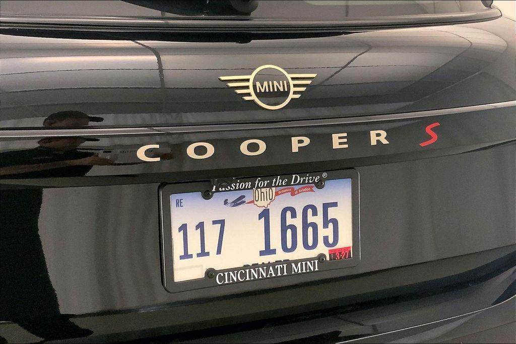 used 2025 MINI Hardtop car, priced at $36,490