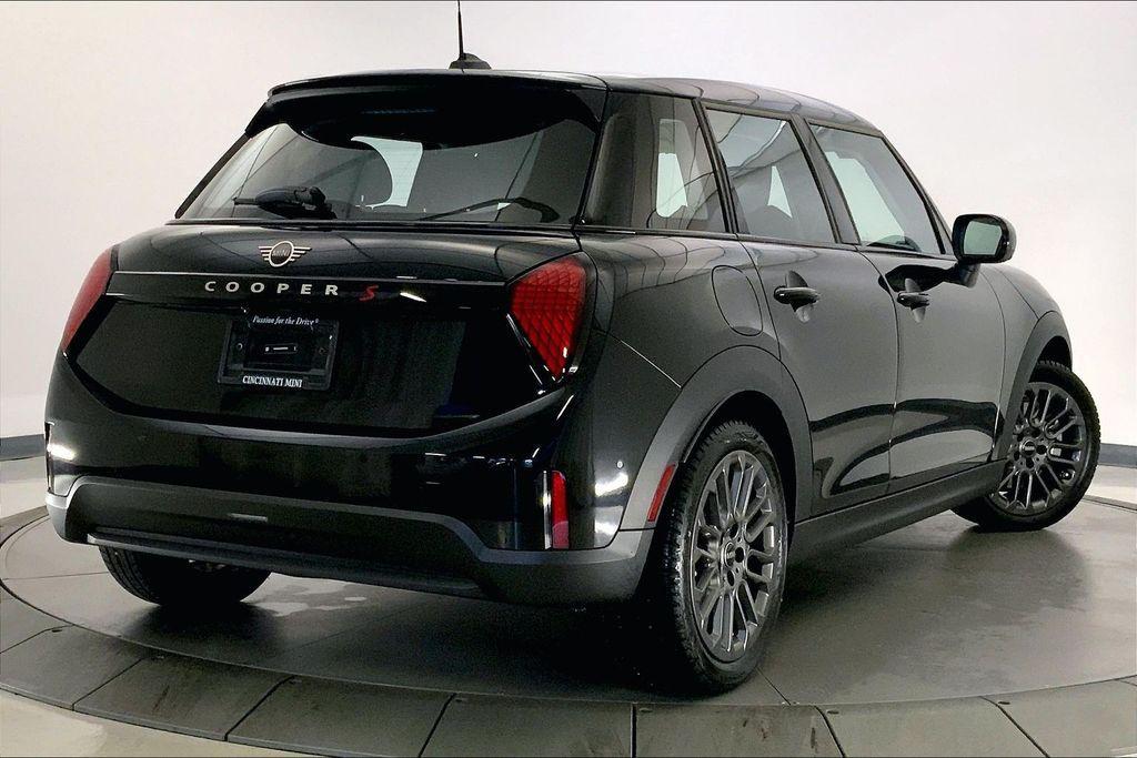 used 2025 MINI Hardtop car, priced at $36,490
