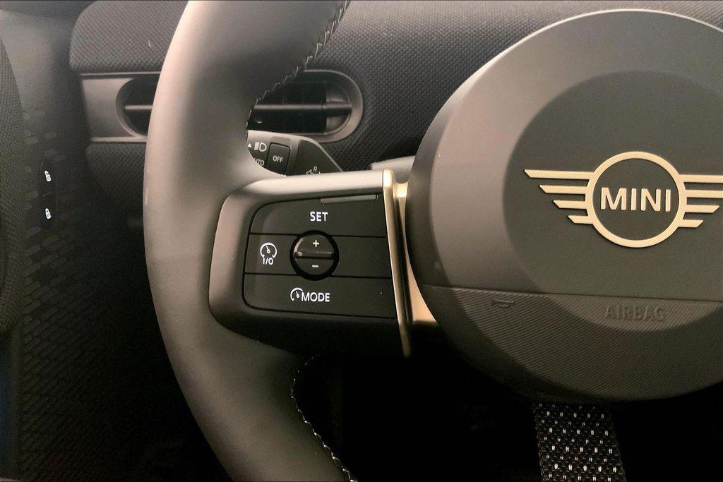 used 2025 MINI Hardtop car, priced at $36,490