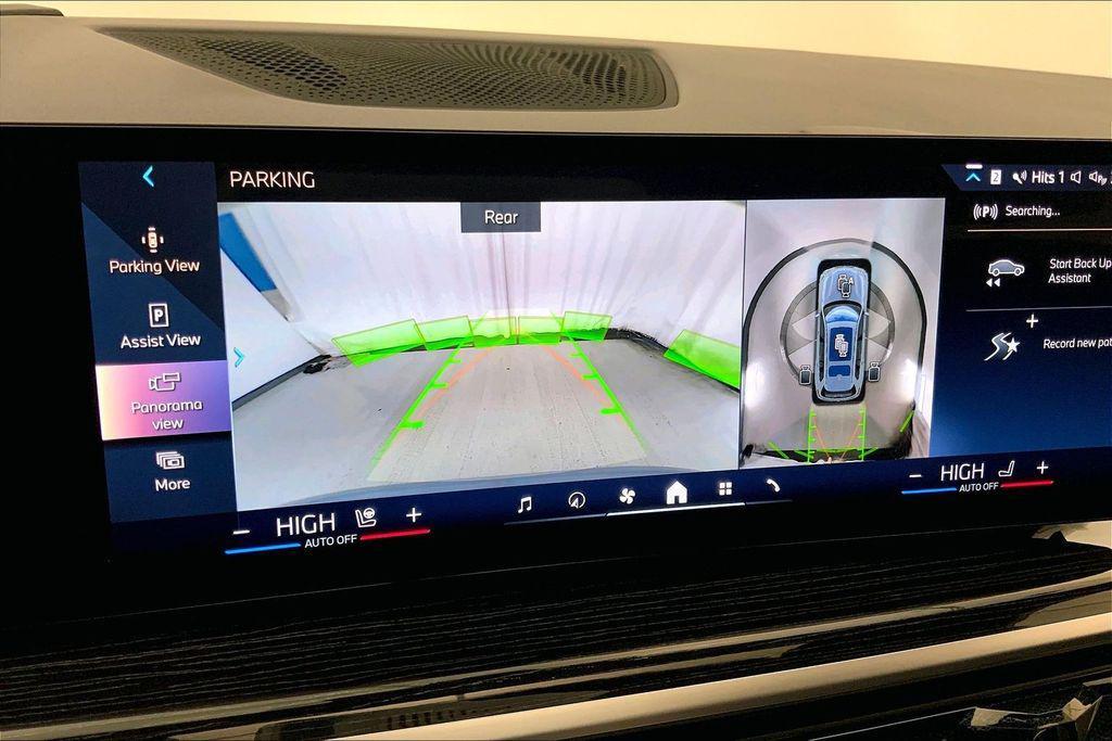 used 2025 BMW X7 car, priced at $82,398
