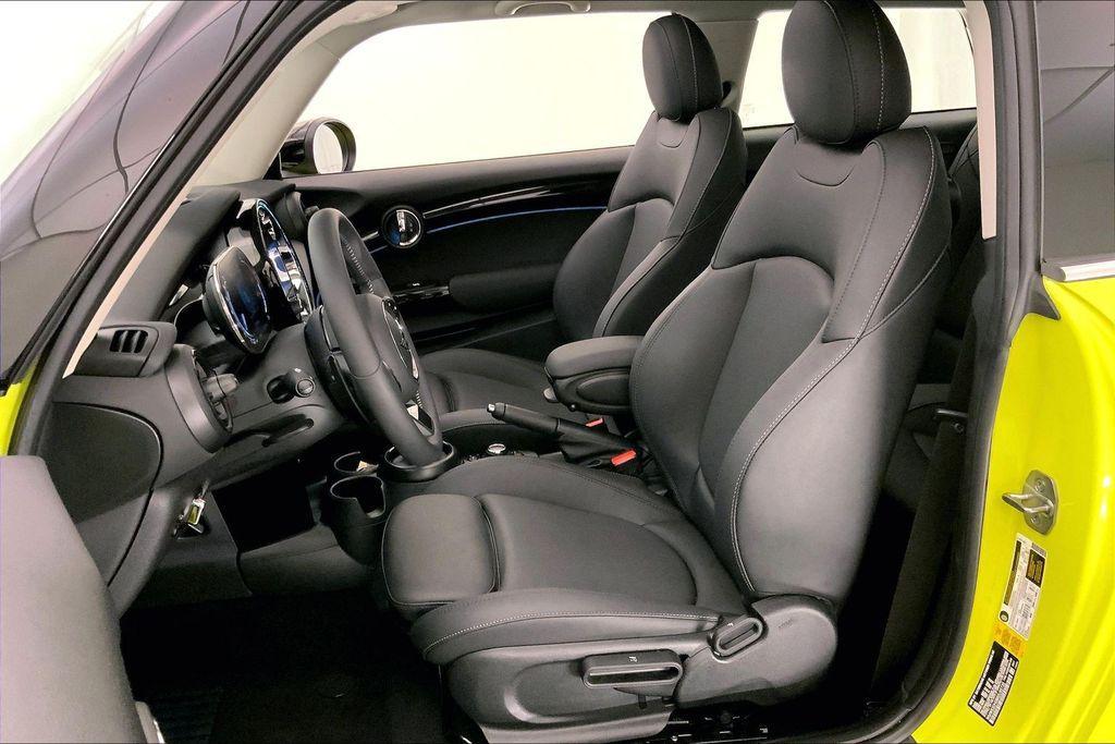 used 2024 MINI Hardtop car, priced at $33,953