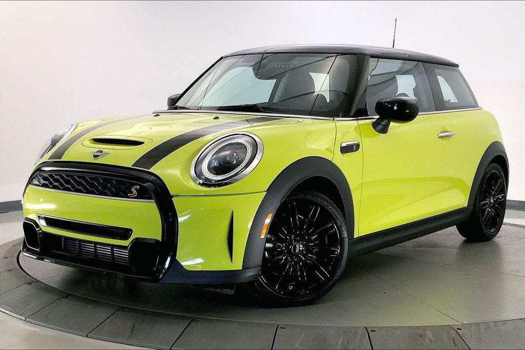 used 2024 MINI Hardtop car, priced at $33,953
