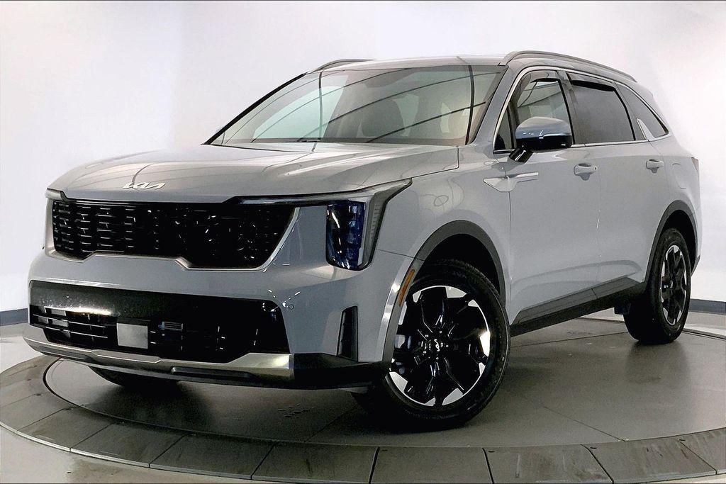 used 2025 Kia Sorento car, priced at $31,388