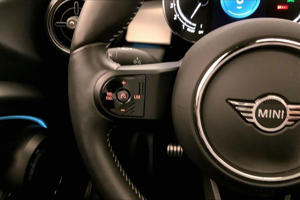 used 2022 MINI Hardtop car, priced at $29,990