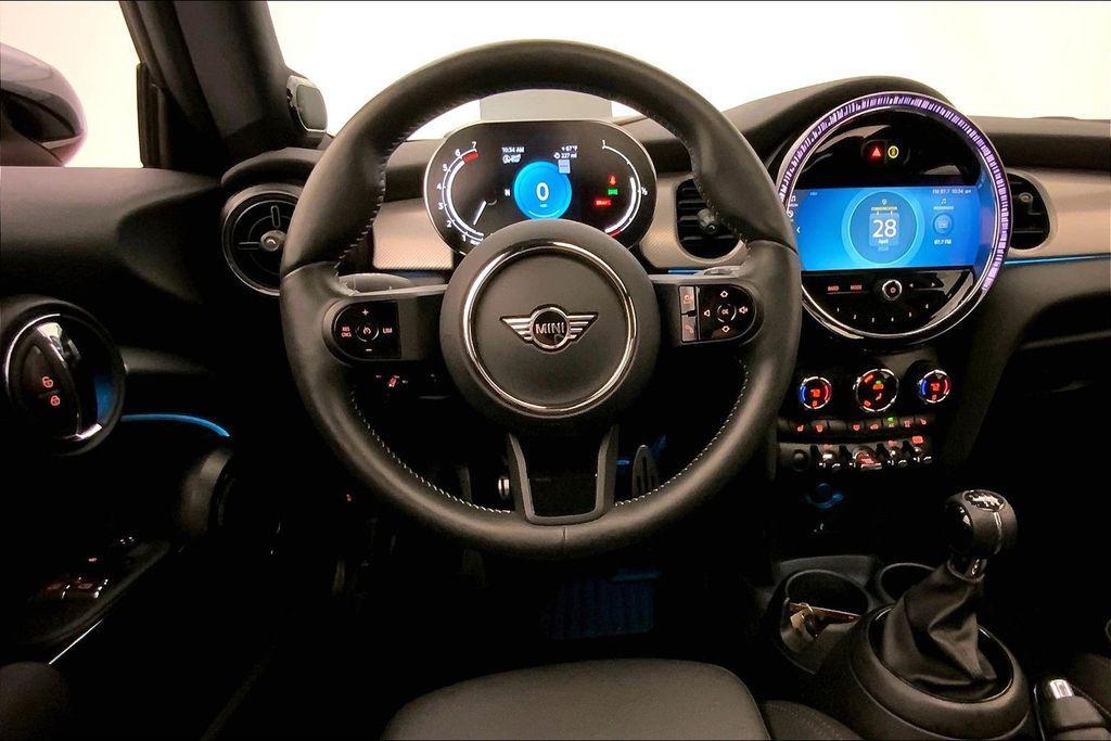 used 2022 MINI Hardtop car, priced at $29,990