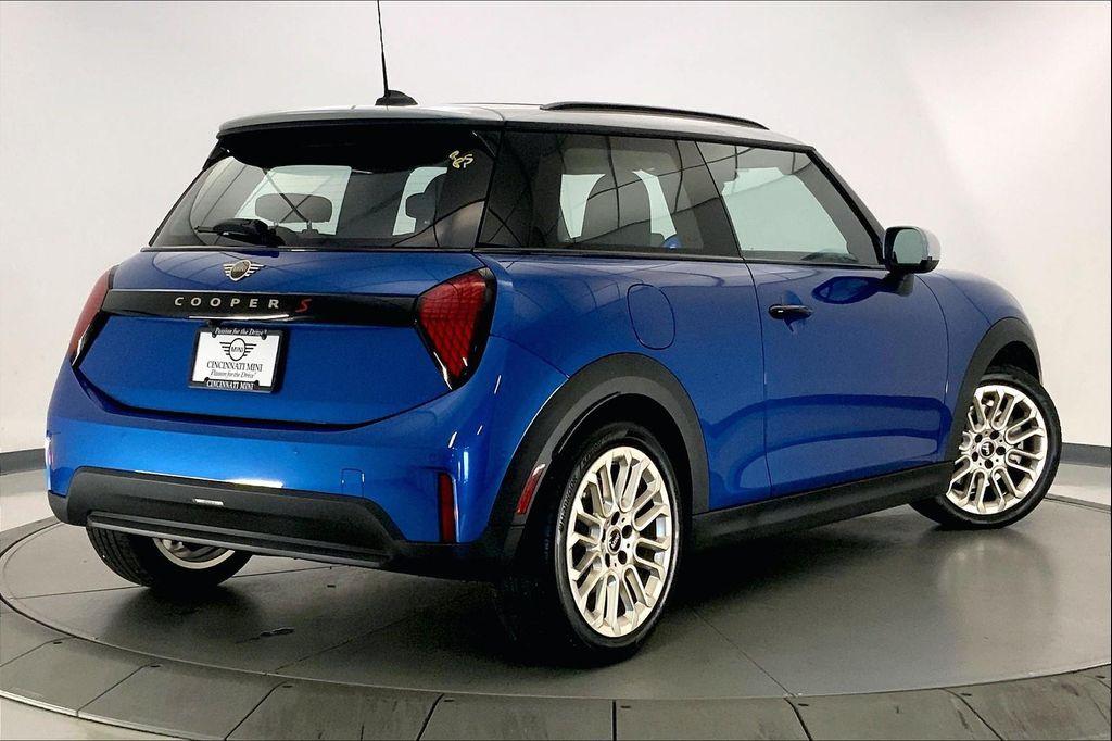 used 2025 MINI Hardtop car, priced at $31,277