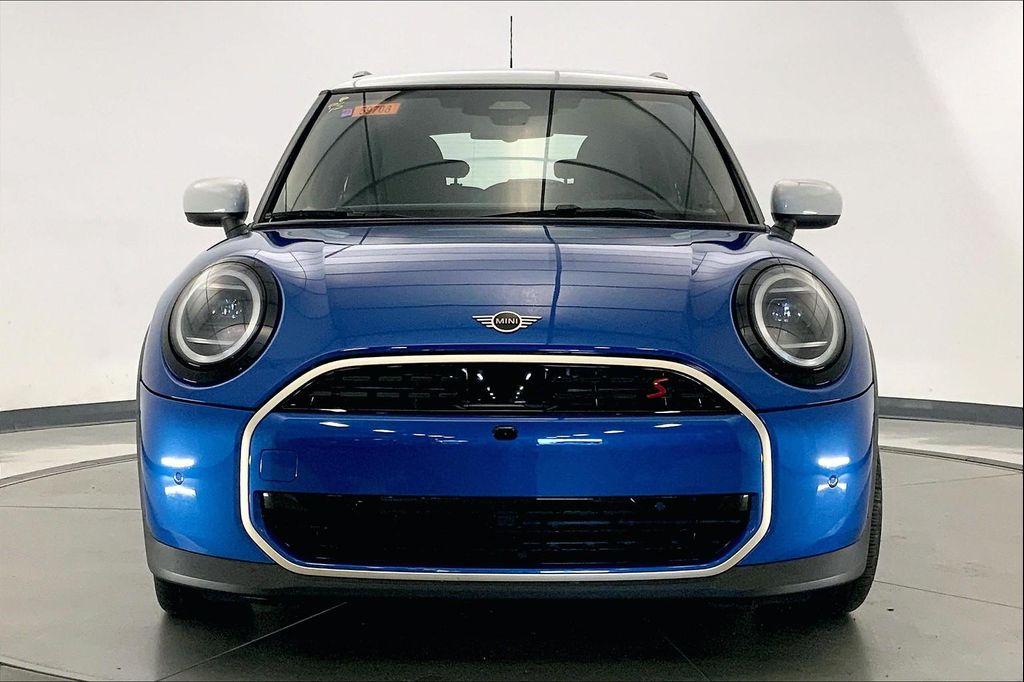 used 2025 MINI Hardtop car, priced at $31,277