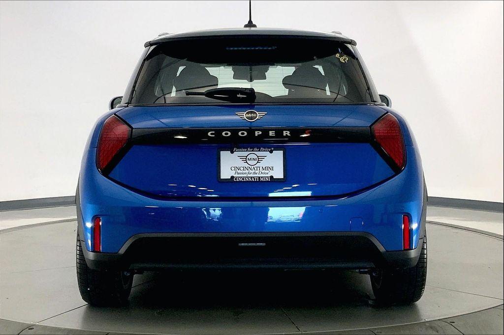 used 2025 MINI Hardtop car, priced at $31,277
