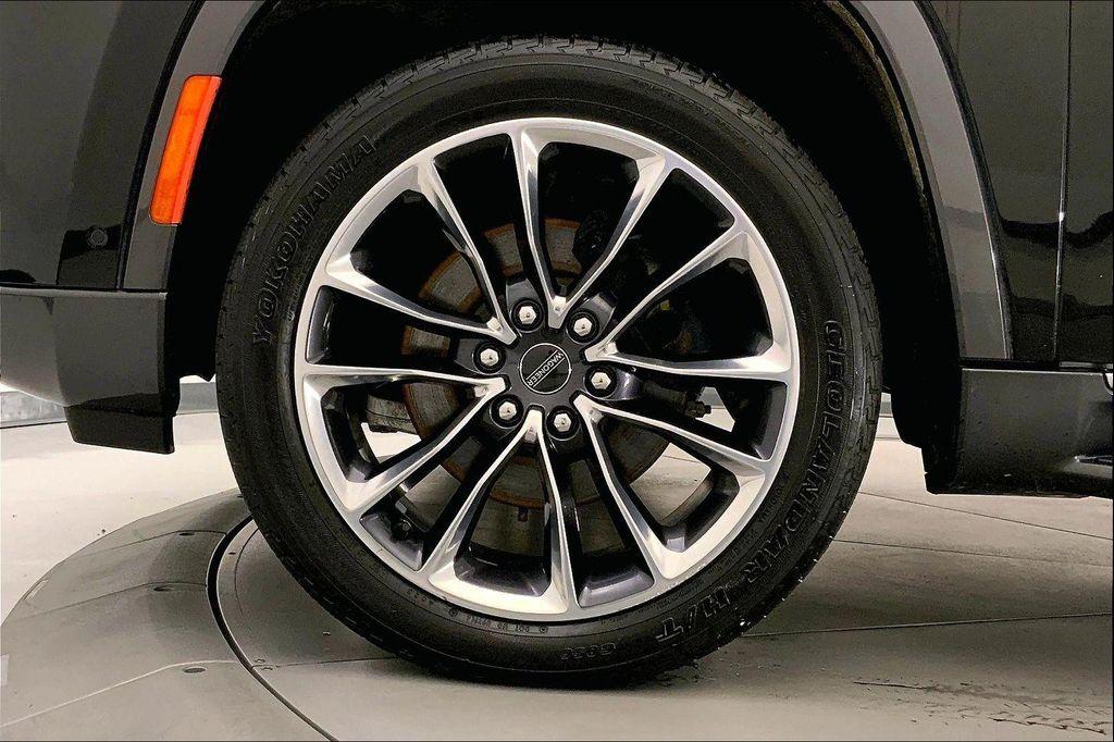 used 2022 Jeep Wagoneer car, priced at $43,995