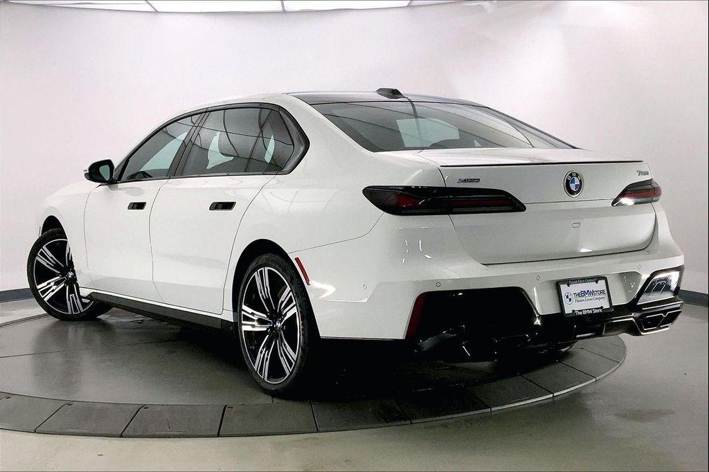 used 2023 BMW 760 car