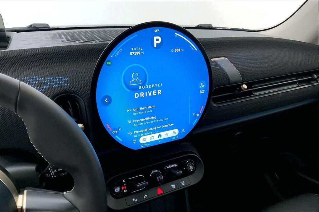 used 2025 MINI Hardtop car, priced at $28,995