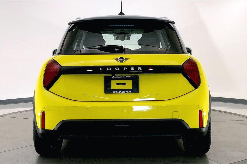 used 2025 MINI Hardtop car, priced at $32,990