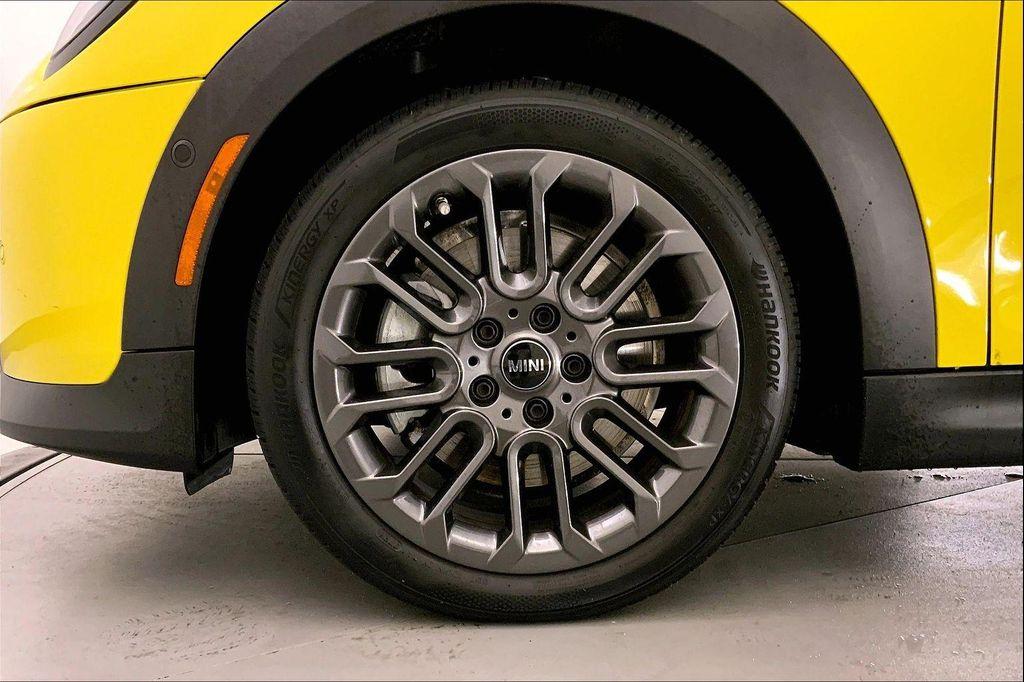 used 2025 MINI Hardtop car, priced at $35,995