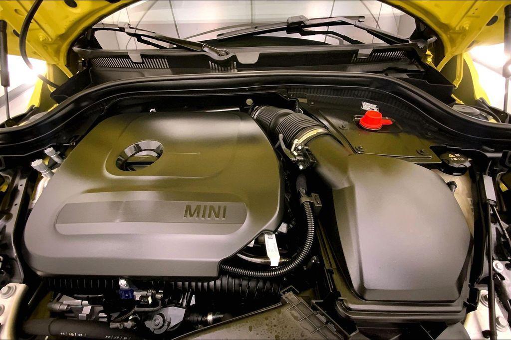 used 2025 MINI Hardtop car, priced at $32,990
