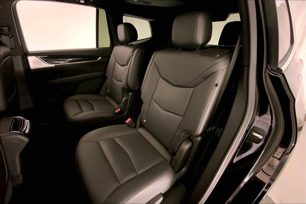 used 2023 Cadillac XT6 car, priced at $37,548