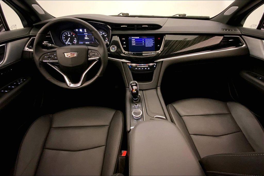 used 2023 Cadillac XT6 car, priced at $37,548