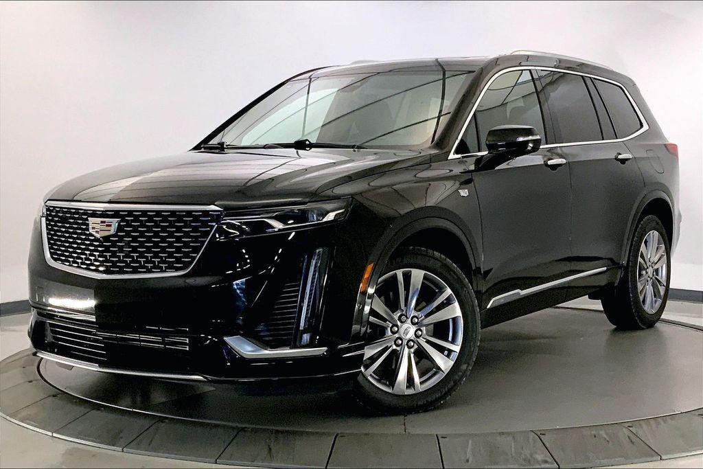 used 2023 Cadillac XT6 car, priced at $37,548