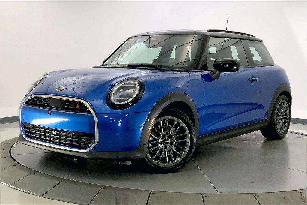 used 2025 MINI Hardtop car, priced at $36,990