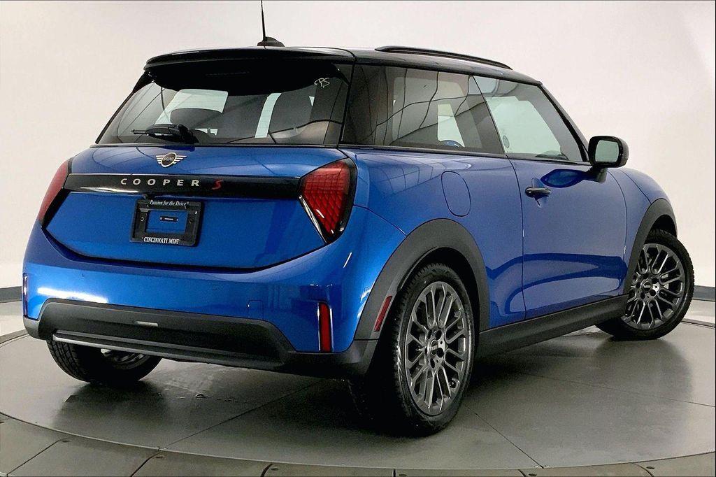 used 2025 MINI Hardtop car