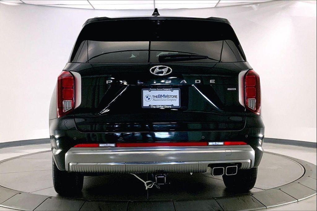 used 2025 Hyundai Palisade car, priced at $47,555
