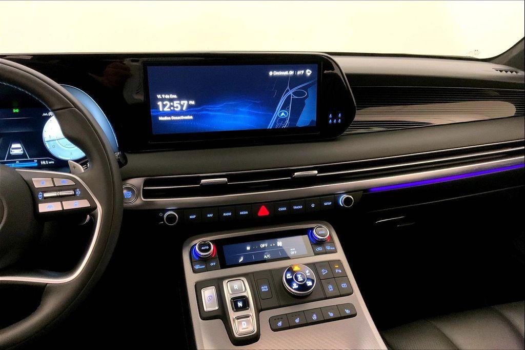 used 2025 Hyundai Palisade car, priced at $47,555