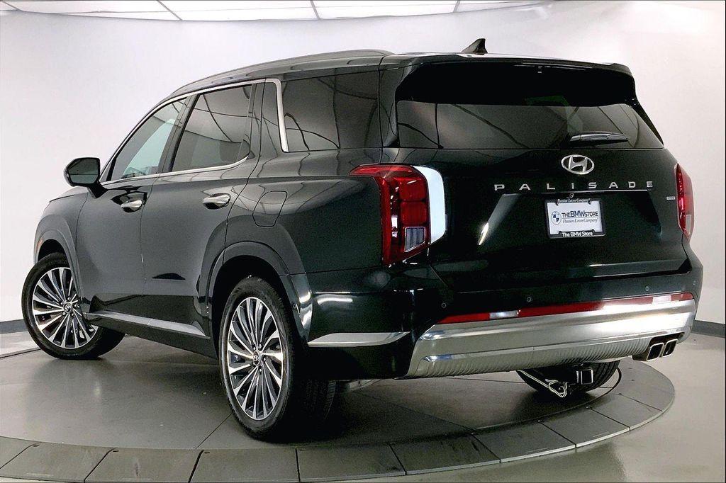 used 2025 Hyundai Palisade car, priced at $47,555