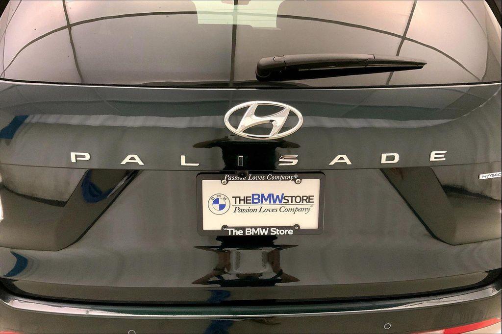 used 2025 Hyundai Palisade car, priced at $47,555
