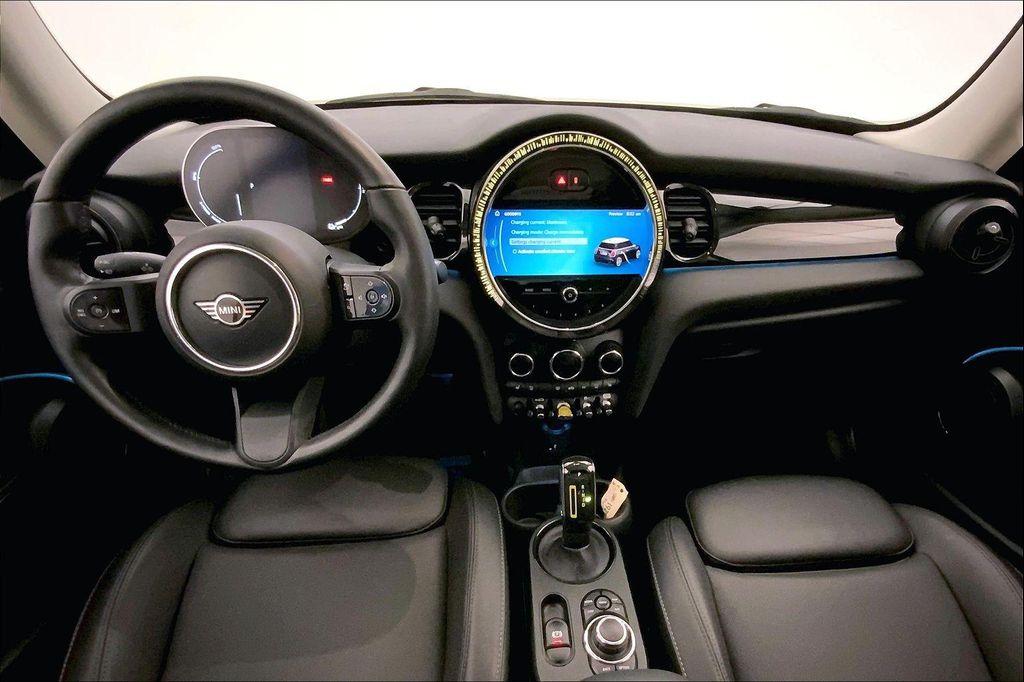 used 2022 MINI Hardtop car, priced at $18,995