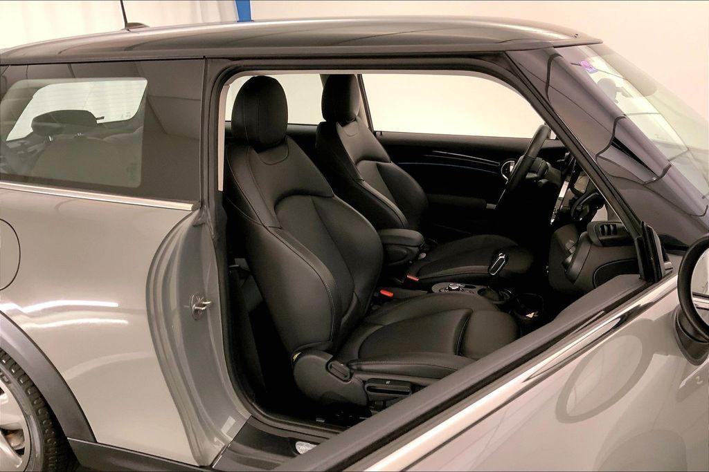 used 2022 MINI Hardtop car, priced at $17,995