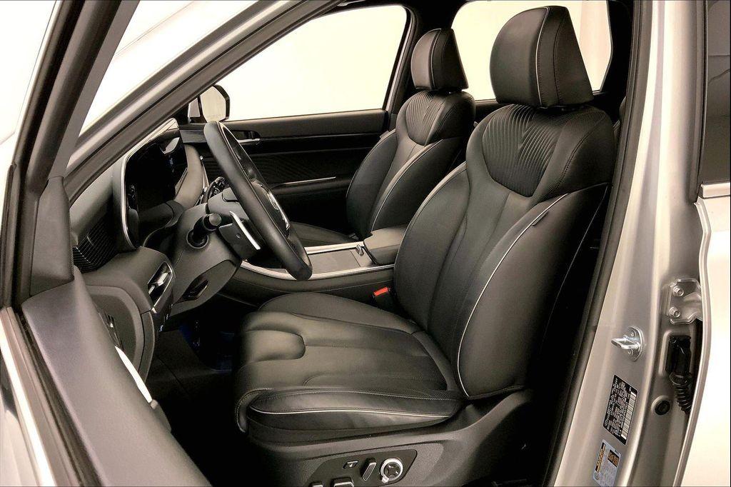 used 2023 Hyundai Palisade car, priced at $35,583