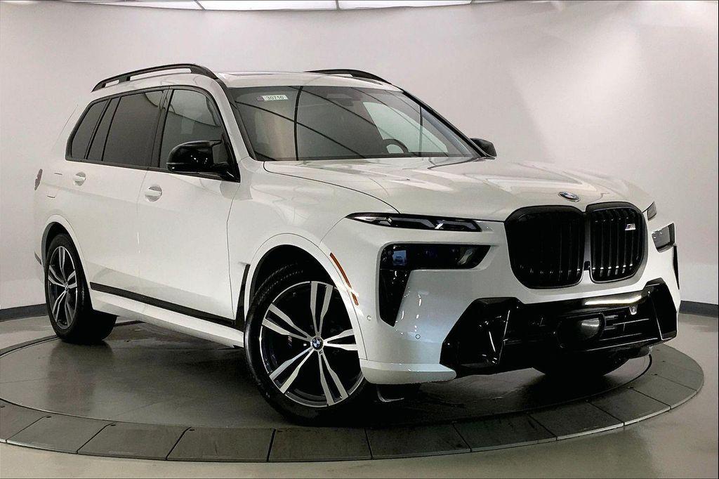 new 2026 BMW X7 car, priced at $122,635